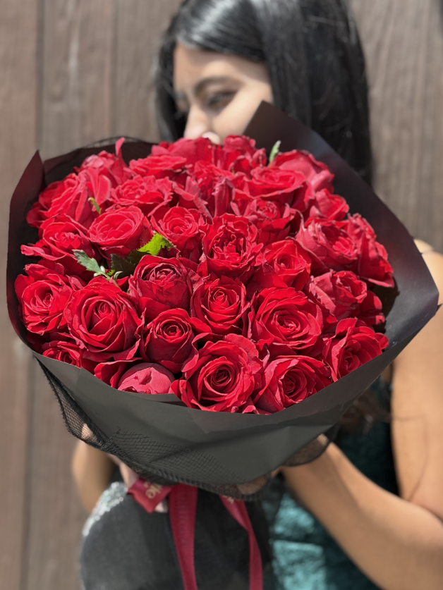 Romantic Rose Arrangement - Rp 500.000